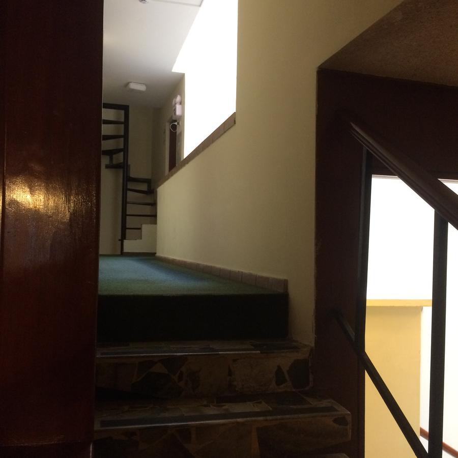 לימה Hotel El Carmelo Miraflores מראה חיצוני תמונה