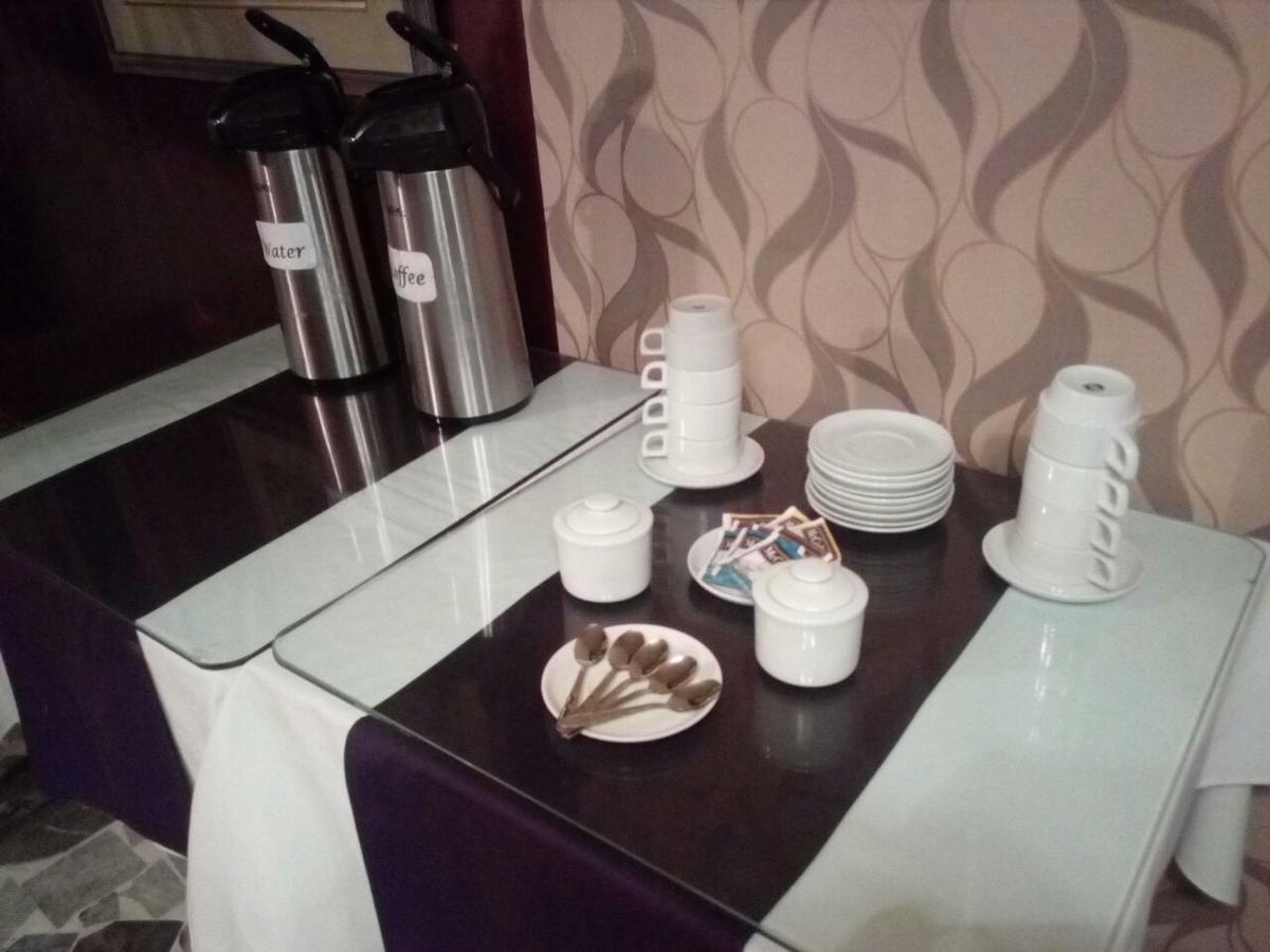 לימה Hotel El Carmelo Miraflores מראה חיצוני תמונה