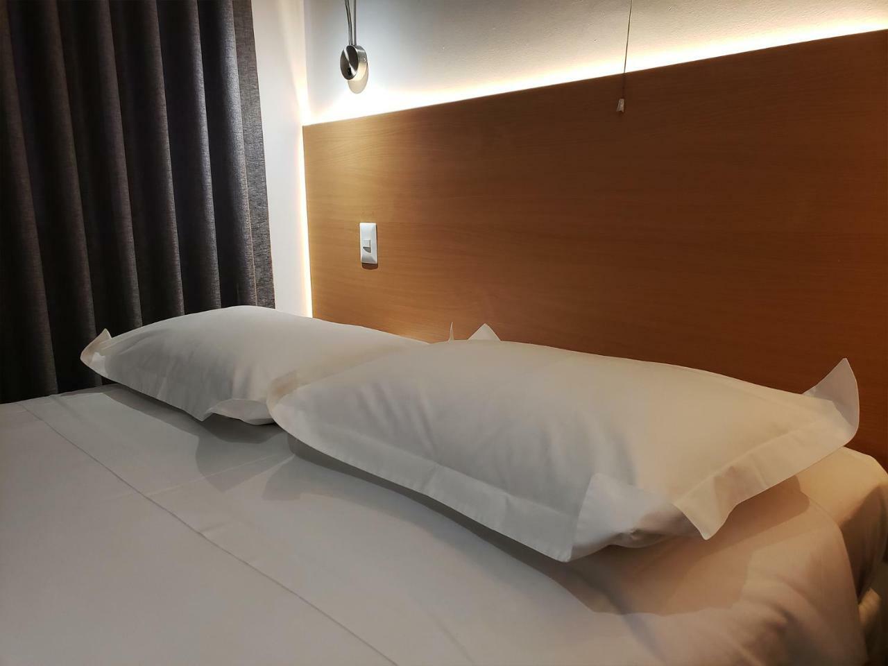 לימה Hotel El Carmelo Miraflores מראה חיצוני תמונה